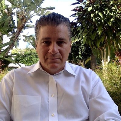 Dean, General Manager at Tritel Philippines